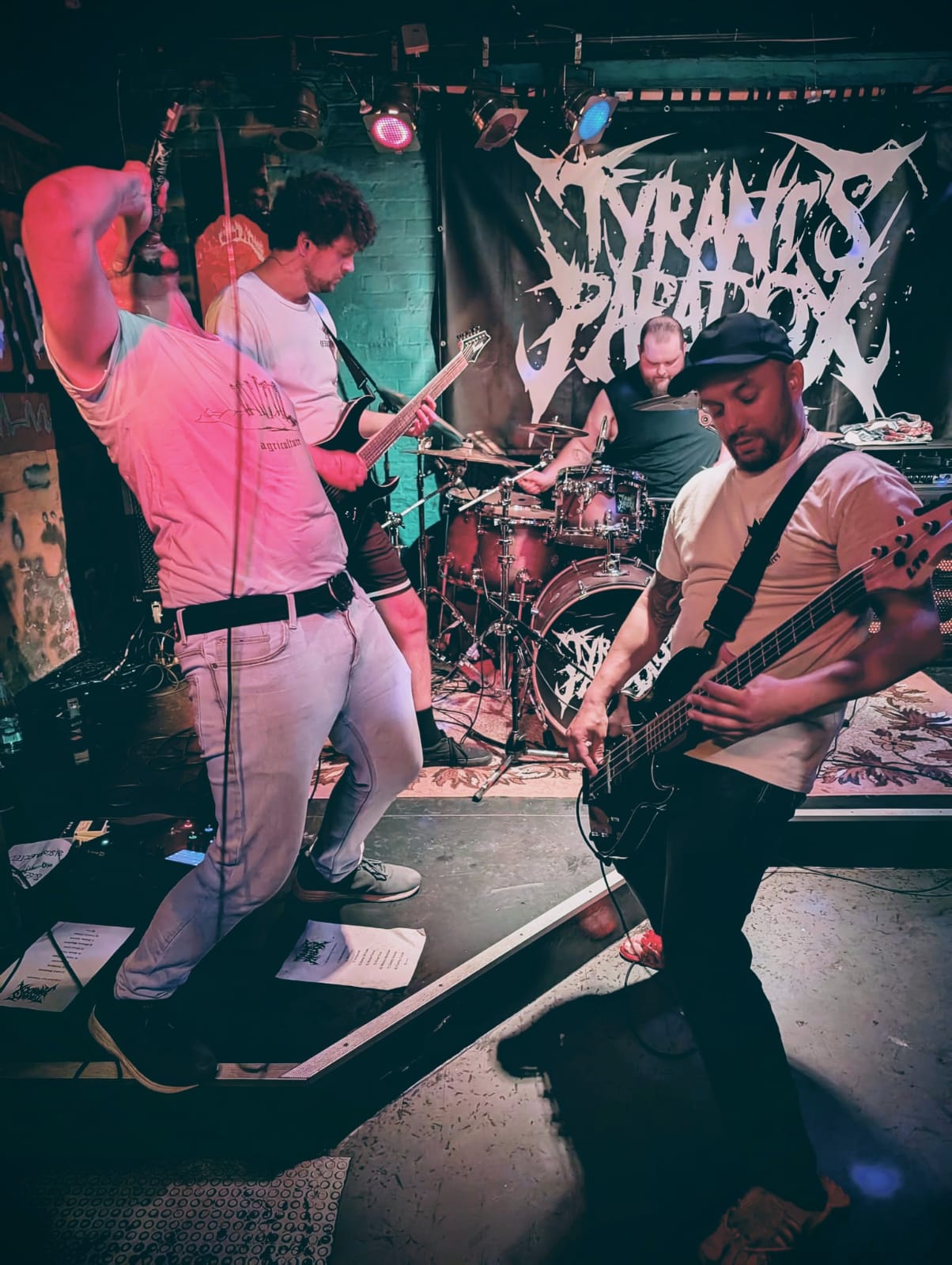 Tyrant's Paradox Bandfoto